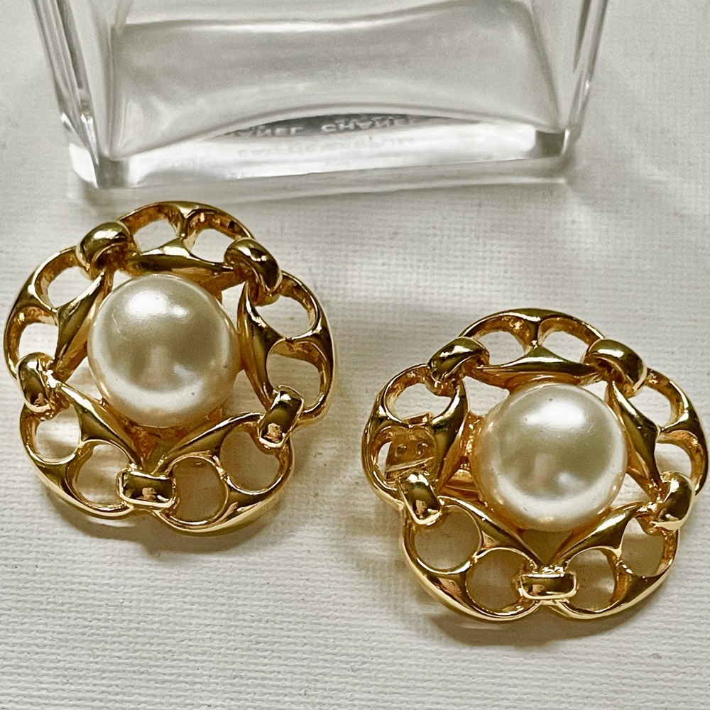 Paolo GUCCI Oversized Clip On Earrings 18K YG Iconic Mariner Link Pearl Signed